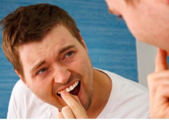 What Causes Loose Teeth?